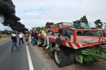 Μεγάλες αγροτικές κινητοποιήσεις και στη Γαλλία