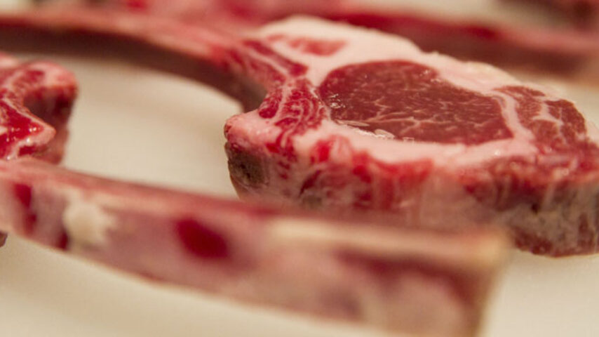 Ελαφρώς πτωτικά τον Σεπτέμβριο οι διεθνείς τιμές στο κρέας – Μείωση έδειξαν χοιρινό και πρόβειο