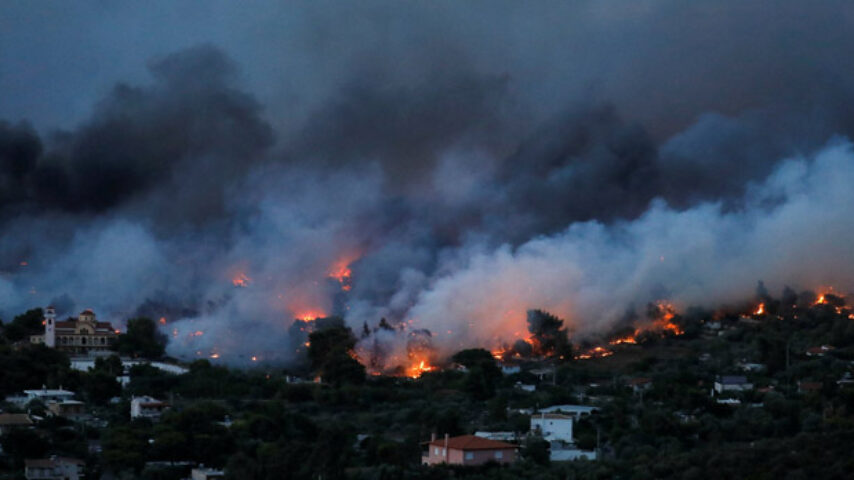 ΓΣΕΒΕΕ: Άμεσα μέτρα αποκατάστασης μετά τις καταστροφικές πυρκαγιές (upd)
