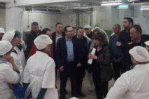 Ελληνοποιήσεις και ποιότητα τροφίμων στο επίκεντρο της περιοδείας Τελιγιορίδου στην Άρτα