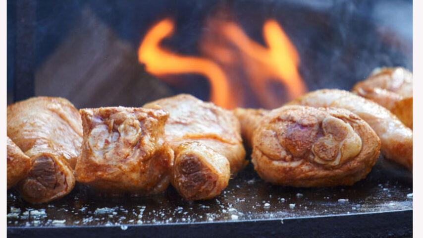 Κατάσχεση ακατάλληλου κρέατος κοτόπουλου σε επιχείρηση εστίασης του Πειραιά