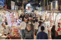 Βασίλης Κορκίδης: Ξεπέρασε το 1,5 δισ. ευρώ ο τζίρος στην πασχαλινή αγορά, στην Αττική – Έξι στους 10 καταναλωτές διατήρησαν τις αγορές τους