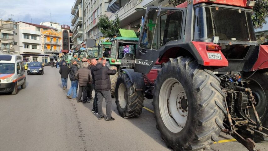 Αγρότες της Κατερίνης σε διαμαρτυρία για την προστασία του εισοδήματός τους