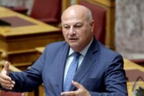 Υποσχέσεις, καθυστερήσεις και αβέβαιες λύσεις