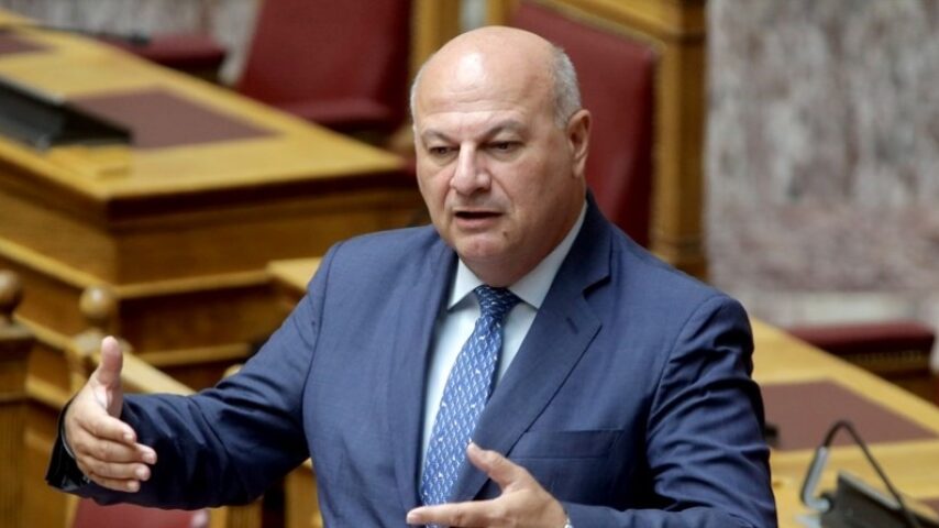 Υποσχέσεις, καθυστερήσεις και αβέβαιες λύσεις