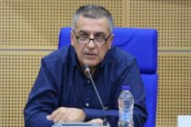 Κουρέτας: «Η ευλογιά νικιέται μόνο με επιστήμη»