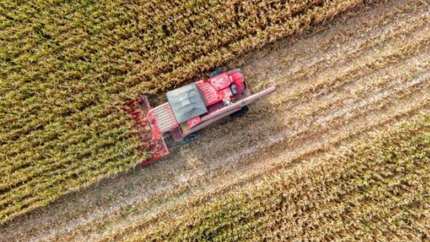 Λιγότερα χαρτιά, περισσότερη στήριξη υπόσχεται η Ε.Ε. με τη νέα ΚΑΠ