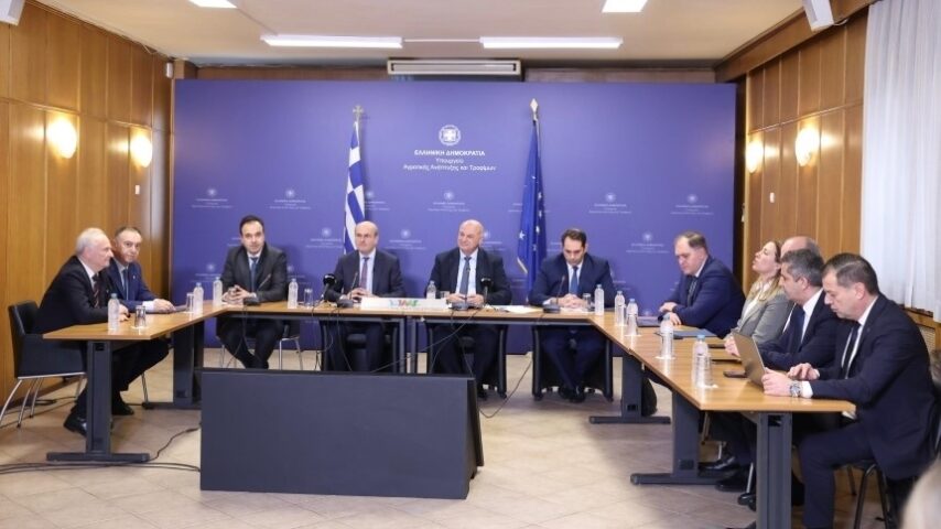 Μέτρα Vs μπλόκα: Σύγκρουση ευθύνης