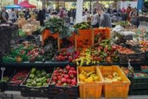 Λαϊκές αγορές: Αναστολή της απεργίας υπό όρους