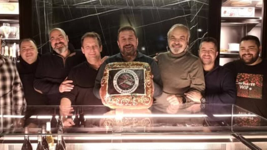 Κοπή πρωτοχρονιάτικης πίτας Kρεοπωλών Θεσσαλονίκης