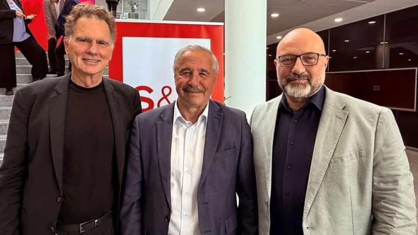 Για παραπλάνηση κατηγορούν τη ΝΔ οι ευρωβουλευτές του ΠΑΣΟΚ