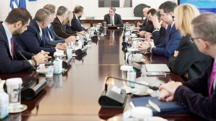 Και νέα σύσκεψη υπό τον πρωθυπουργό για την ευλογιά