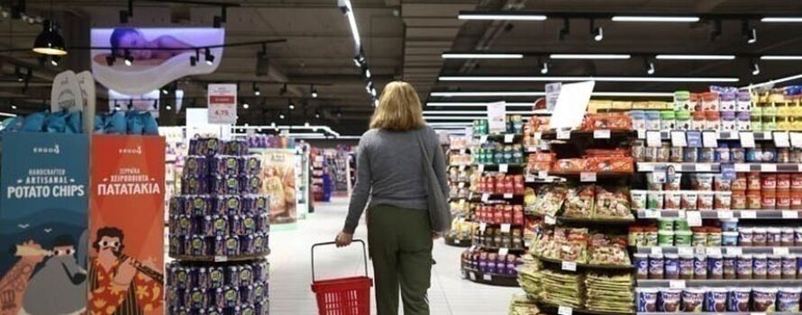 Περιορίζουν τις αγορές (και κρέατος) στα σούπερ μάρκετ οι καταναλωτές