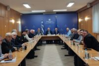 Λέσβος: Στήριξη και «μάχη» επιβίωσης