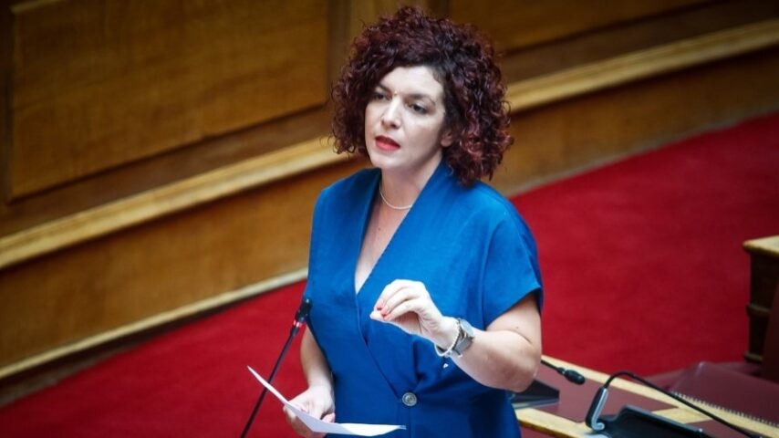 Θυσιάζουν τη Λέσβο για τα κέρδη