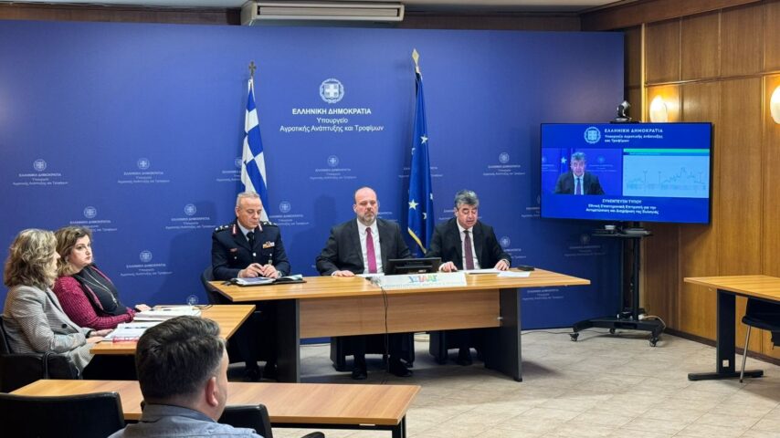 Συνεχίζονται τα περιοριστικά μέτρα λόγω ευλογιάς