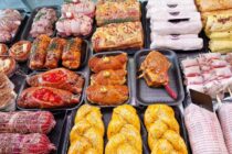 Η βιτρίνα Απριλίου στο Meat News