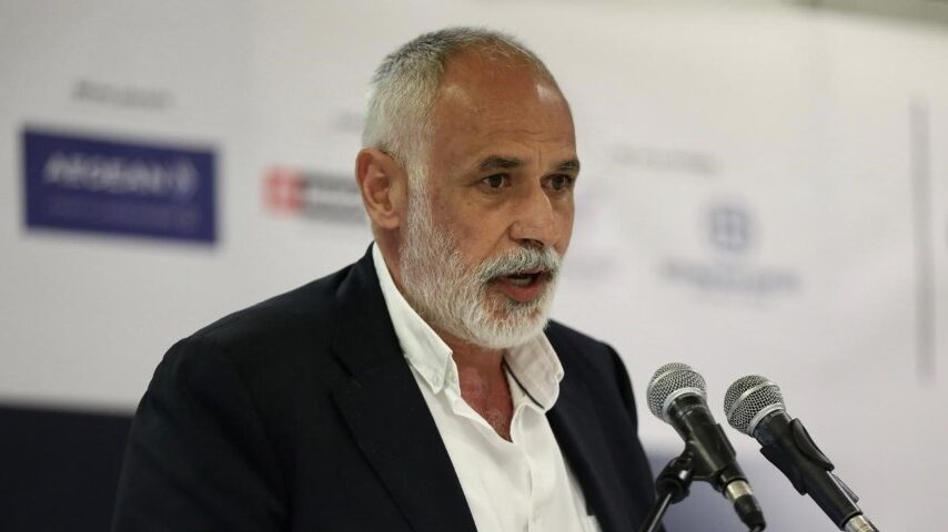 Κρέας χωρίς πυξίδα και σχέδιο