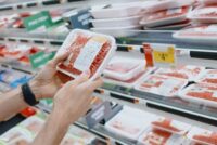 Εθνική πρωτοβουλία για μειώσεις τιμών στα σούπερ μάρκετ