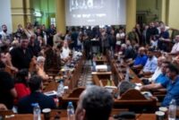 Δύο παραιτήσεις και μια κρίση στη Λέσβο με φόντο τον αφθώδη
