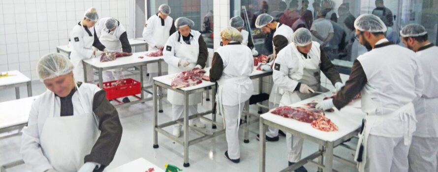 Τι αλλάζει στις Σχολές Επαγγελμάτων Κρέατος
